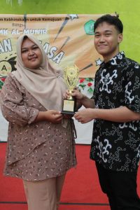 Juara 1 Lomba Musikalisasi Puisi