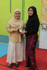 Juara 3 Lomba Bernyanyi B.Inggris