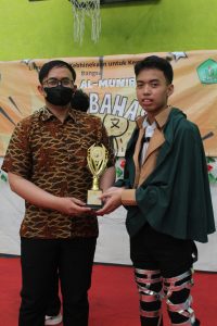 Juara 1 Lomba Kosplay B.Jepang