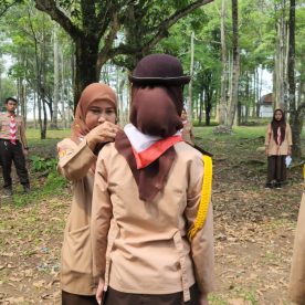 Proses Pelantikan Pramuka SMK Al-Munir