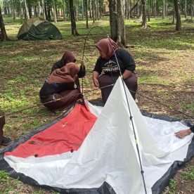 Kegiatan Pemasangan Tenda