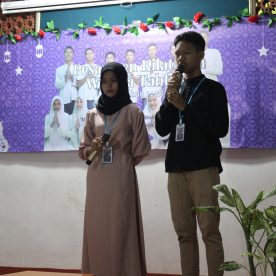 Pembukaan Acara oleh MC (OSIS SMK Al-Munir)