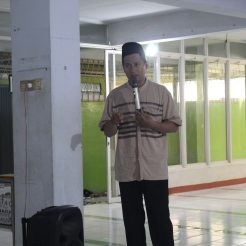 Pesantren Kilat dengan Tema HIKMAH PUASA RAMADHAN oleh Bpk Suryadi, S.Pd.