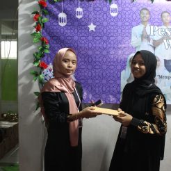 Pembagian Hadiah Quis Ramadhan