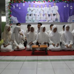 Wisuda Tahfidz Kelas XII SMK Al-Munir