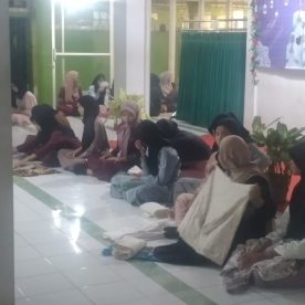 Kegiatan Sholat Dhuha & Dzikir oleh Bpk Suryadi, S.Pd.