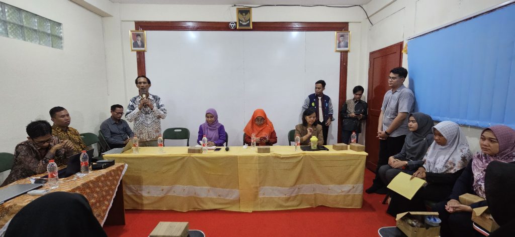 Pembukaan dan Sambutan Acara oleh Pembicara Public Speaking
