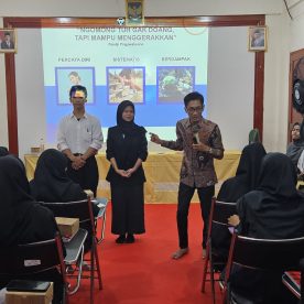Praktik Public Speaking