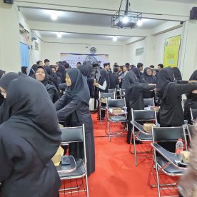 Penyampaian Materi oleh Karvin Fadila SH., C.Ht, CI, CT-NNLP, CSA, CLMA, CPSP, CMT-BNSP