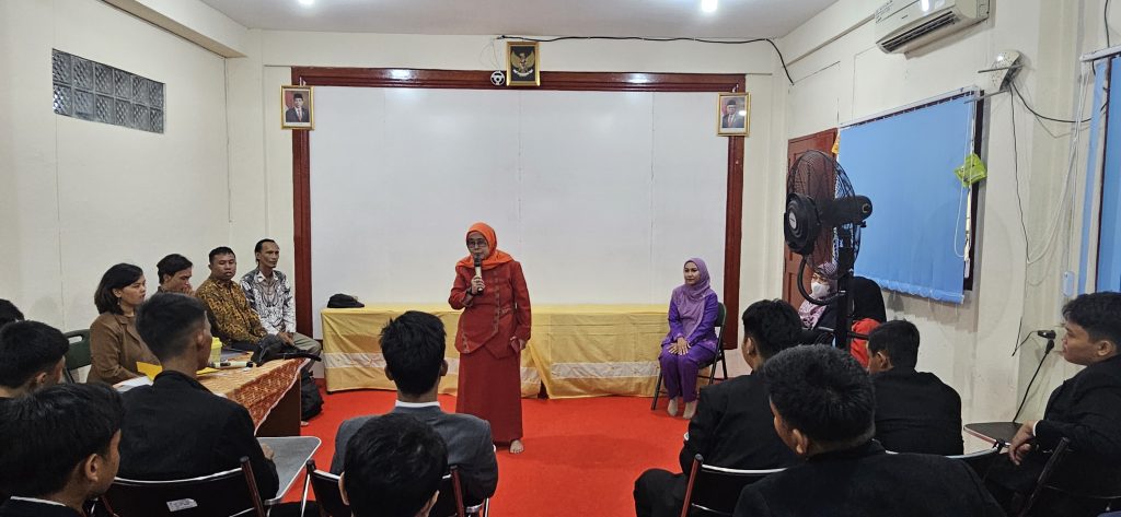 Sambutan oleh Kepala Sekolah SMK Al-Munir