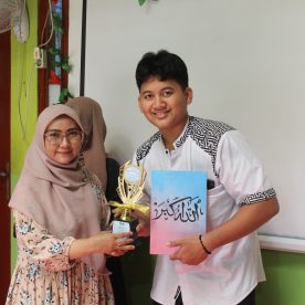 Pemenang Lomba Kaligrafi SMK Al-Munir