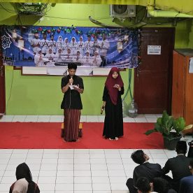 Ice Breaking oleh MC