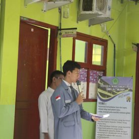 Pembacaan Peraturan Debat oleh MC
