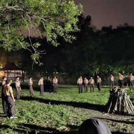 Persiapan Api Unggun
